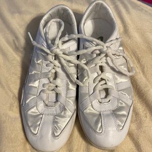 Infinity cheer/tumble shoes.  Only worn inside. In great condition.